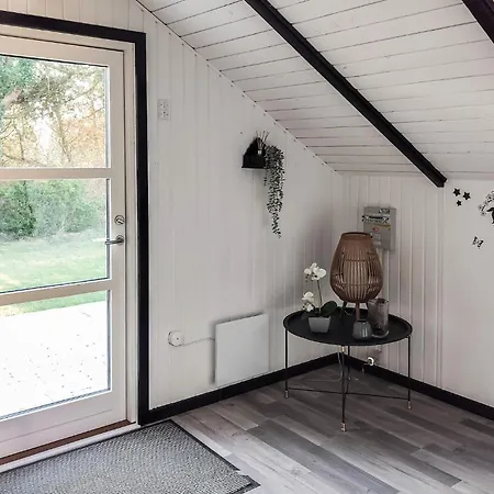 Holiday home Stunning In With Kitchen Rodby